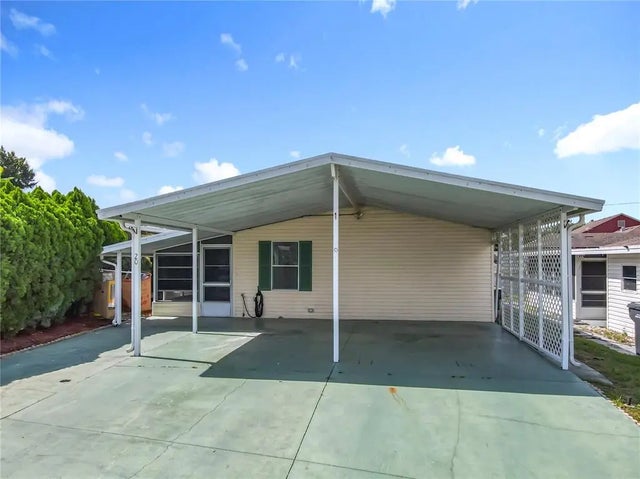 50989 Highway 27 20, DAVENPORT