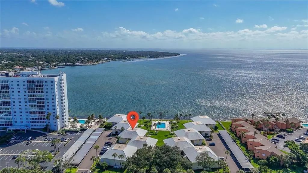 7300 Sunshine Skyway Lane S 106, ST. PETERSBURG