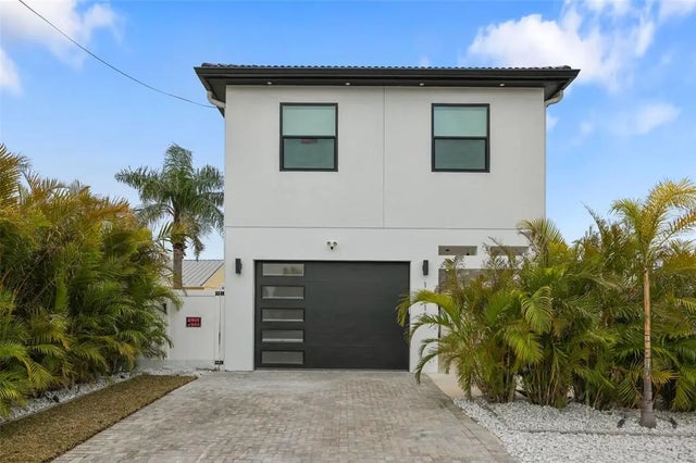 16015 Redington Drive, REDINGTON BEACH