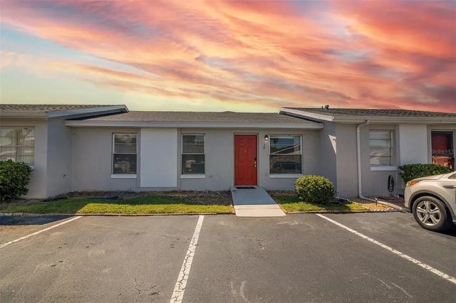 38 Lake Villa Way, KISSIMMEE