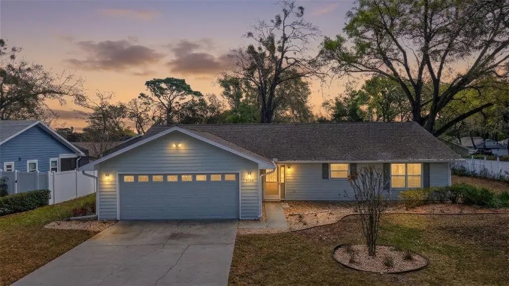 1120 Gardner Lane, MOUNT DORA