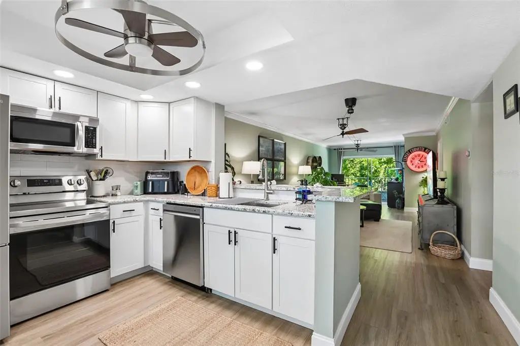 12 of 34 - 938 Virginia Street 204, DUNEDIN, FL