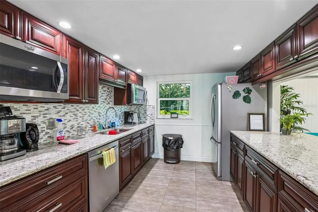 27 of 34 - 938 Virginia Street 204, DUNEDIN, FL