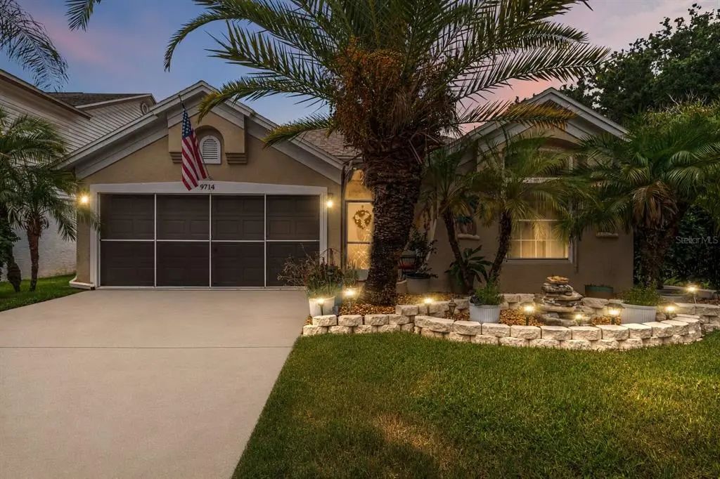 9714 Stone Mountain Place, TAMPA