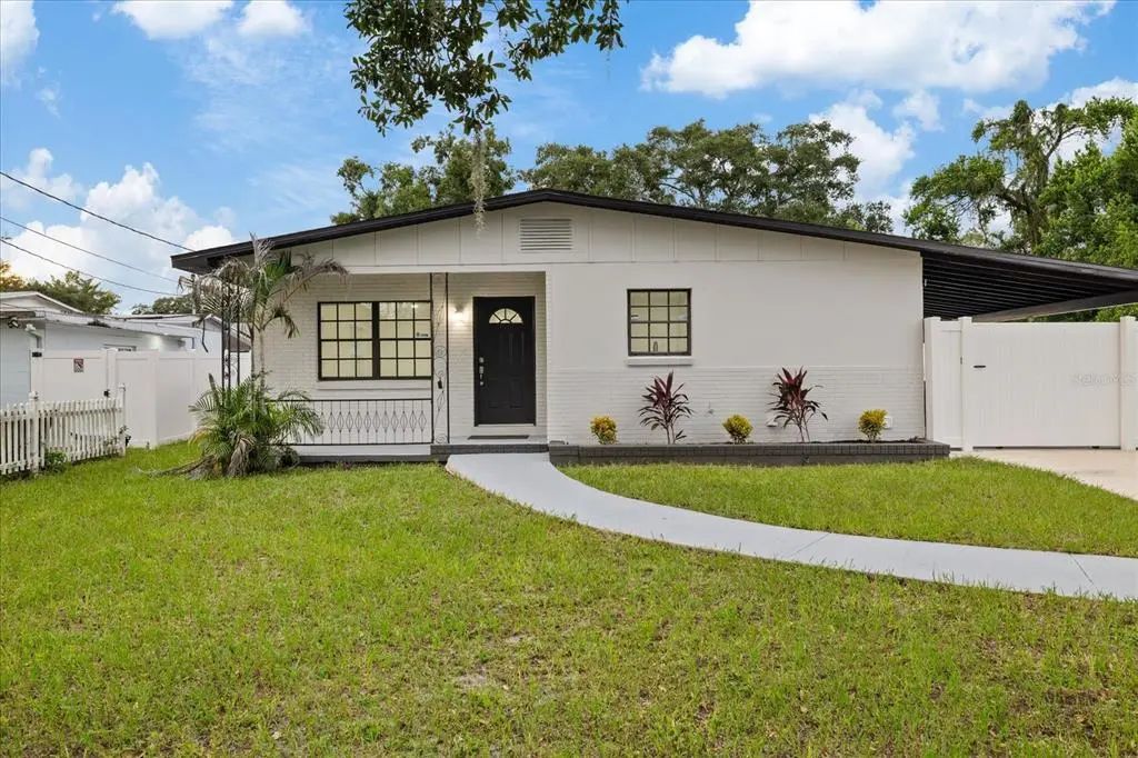 9410 N Valle Drive, TAMPA