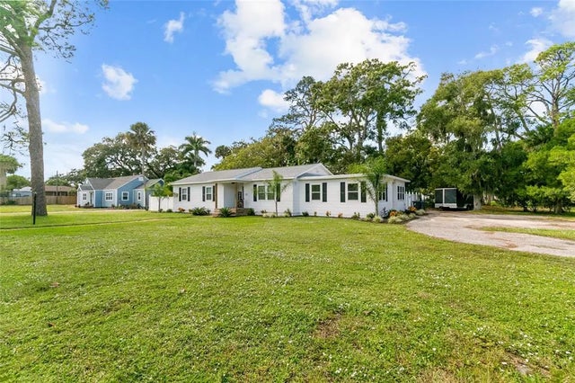 1208 Indian River Avenue, TITUSVILLE
