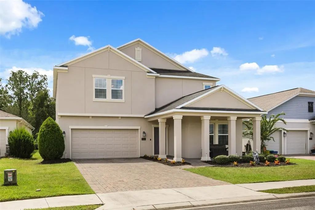 512 Westchester Court, DAVENPORT