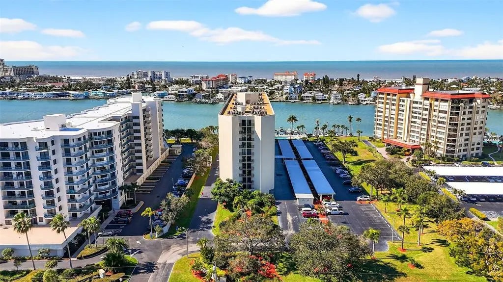 690 Island Way 911, CLEARWATER BEACH