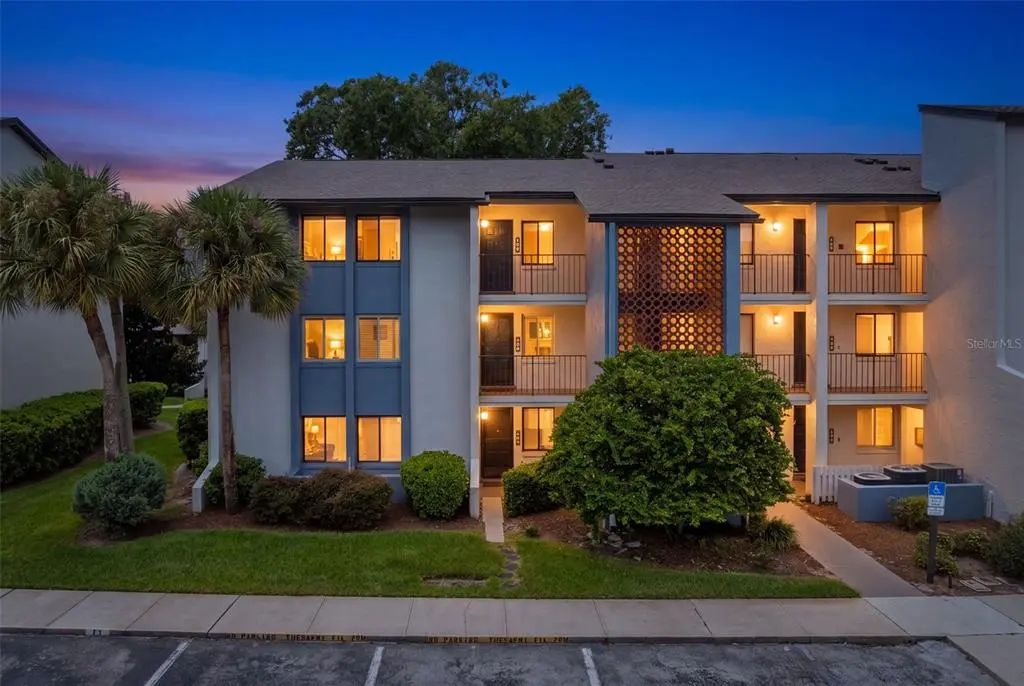 11 Escondido Circle 108, ALTAMONTE SPRINGS