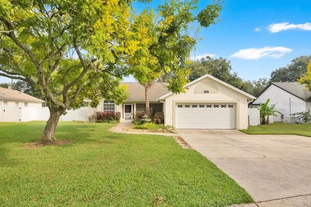 204 Harbor Drive, WINTER GARDEN