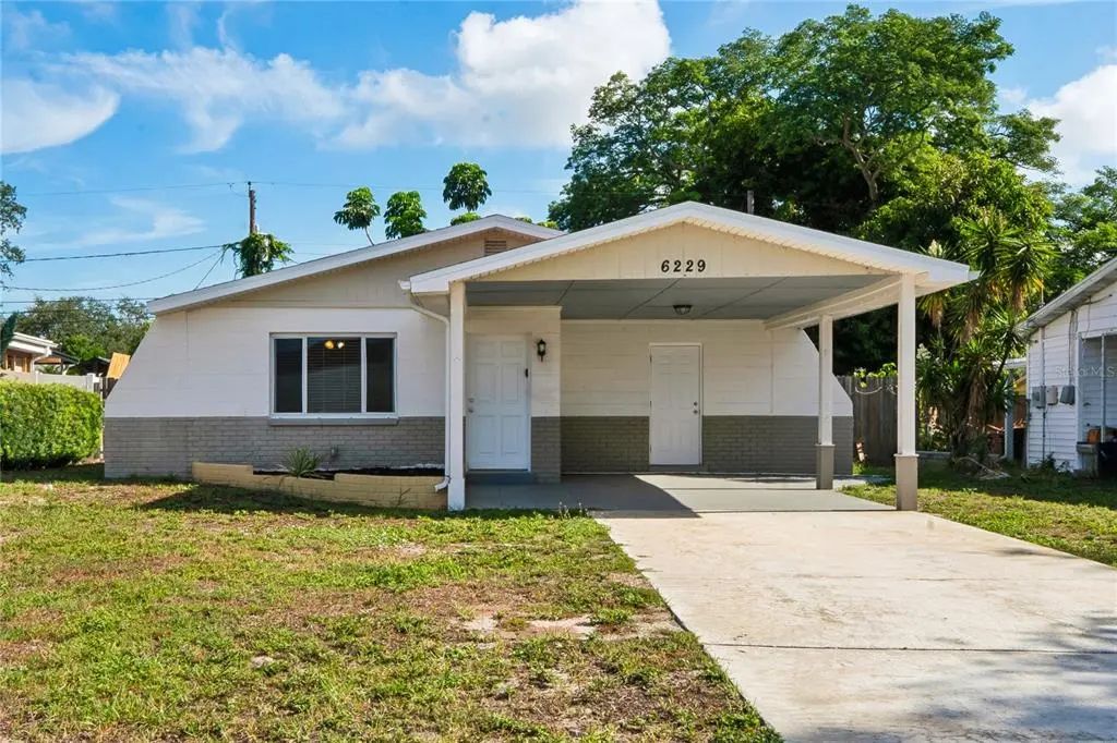 6229 50th Avenue N, ST PETERSBURG
