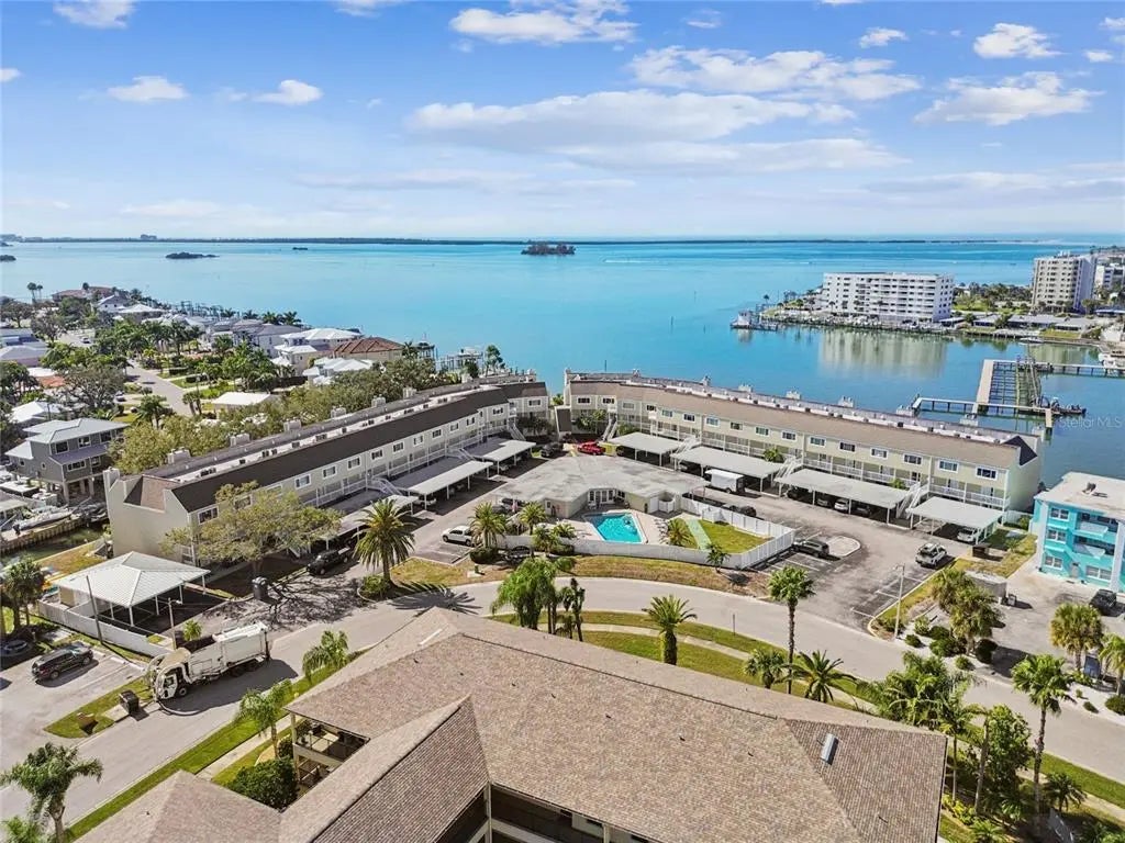 433 S Paula Drive 24, DUNEDIN