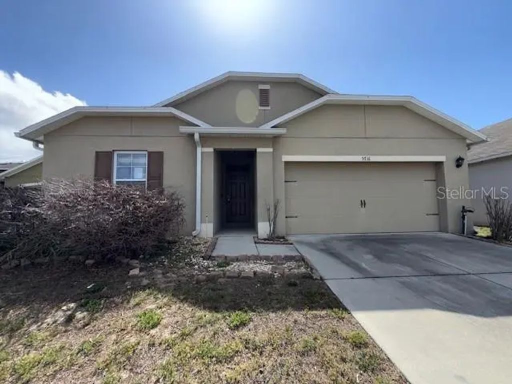 5716 Lakeside Landings Boulevard, WINTER HAVEN