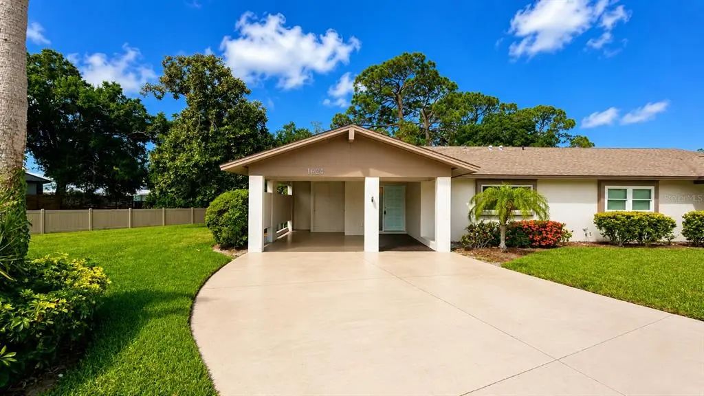 1624 Whitehead Drive 320, SARASOTA