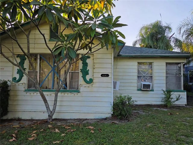 2243 19th Street S, ST PETERSBURG