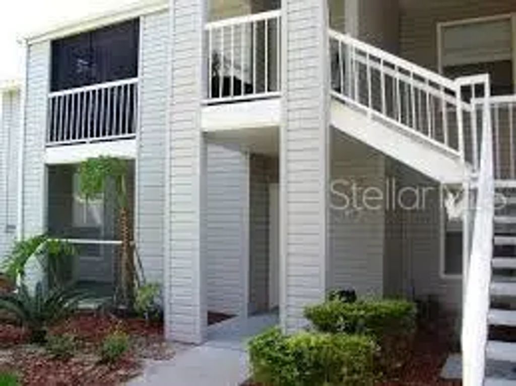 2458 Grassy Point Dr 106, LAKE MARY