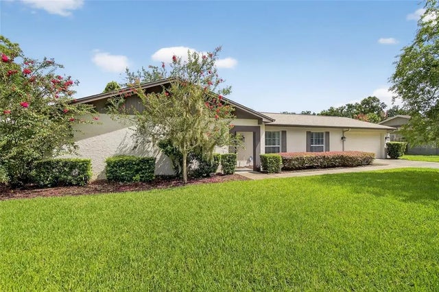 13805 Cherry Brook Lane, TAMPA