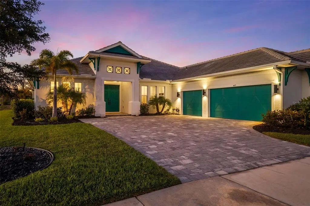 4677 Antrim Drive, SARASOTA