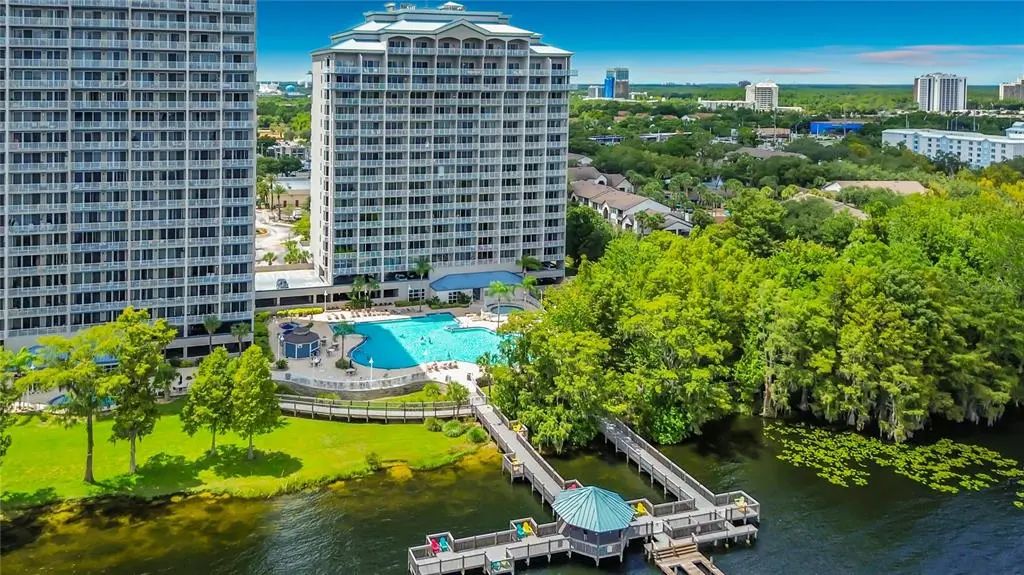 13427 Blue Heron Beach Drive 402, ORLANDO