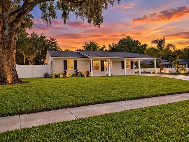 24 W Garden Avenue, WINTER GARDEN