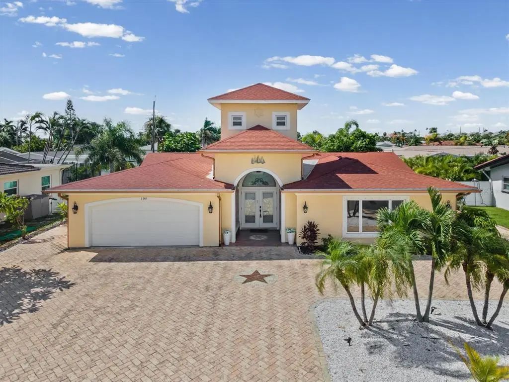 108 24th Street, BELLEAIR BEACH