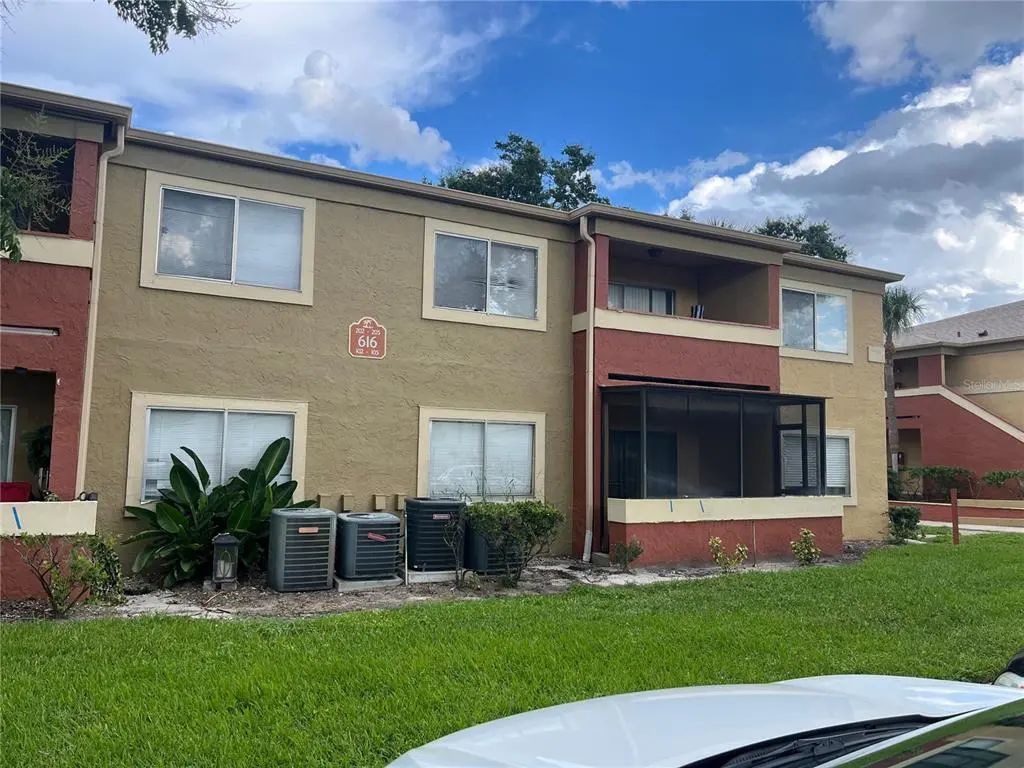 616 Kenwick Circle 105, CASSELBERRY