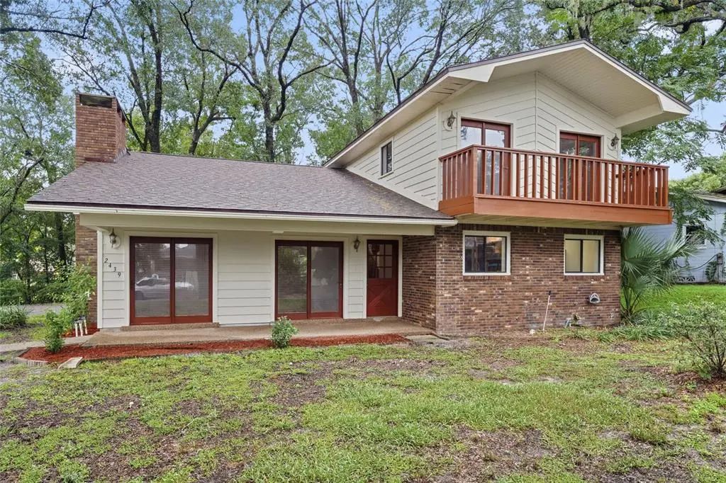 2439 Royal Road, DELAND
