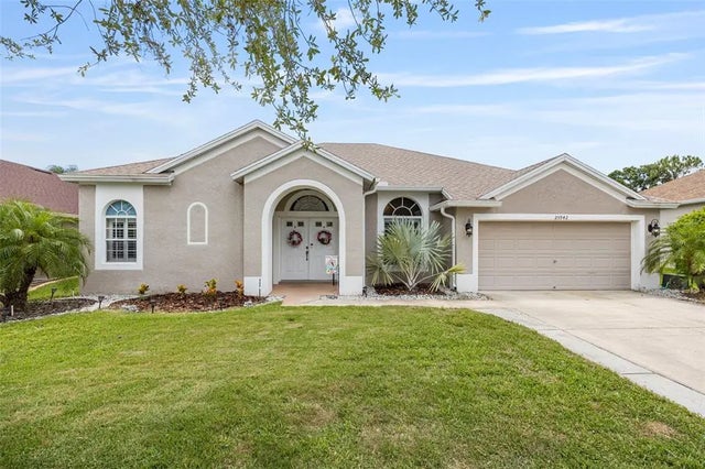 25942 Risen Star Drive, WESLEY CHAPEL