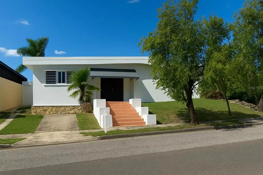 3 Clarisa St 447, PONCE