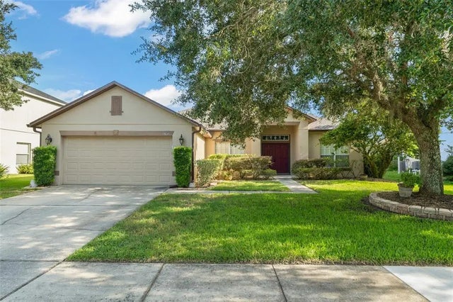 5864 Autumn Chase Circle, SANFORD