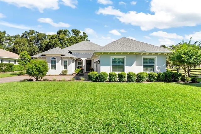 5066 Greens Drive, LADY LAKE