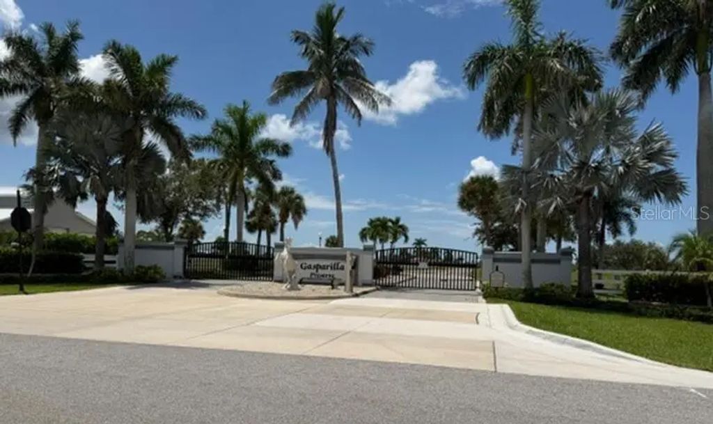11560 Equestrian Court, PLACIDA