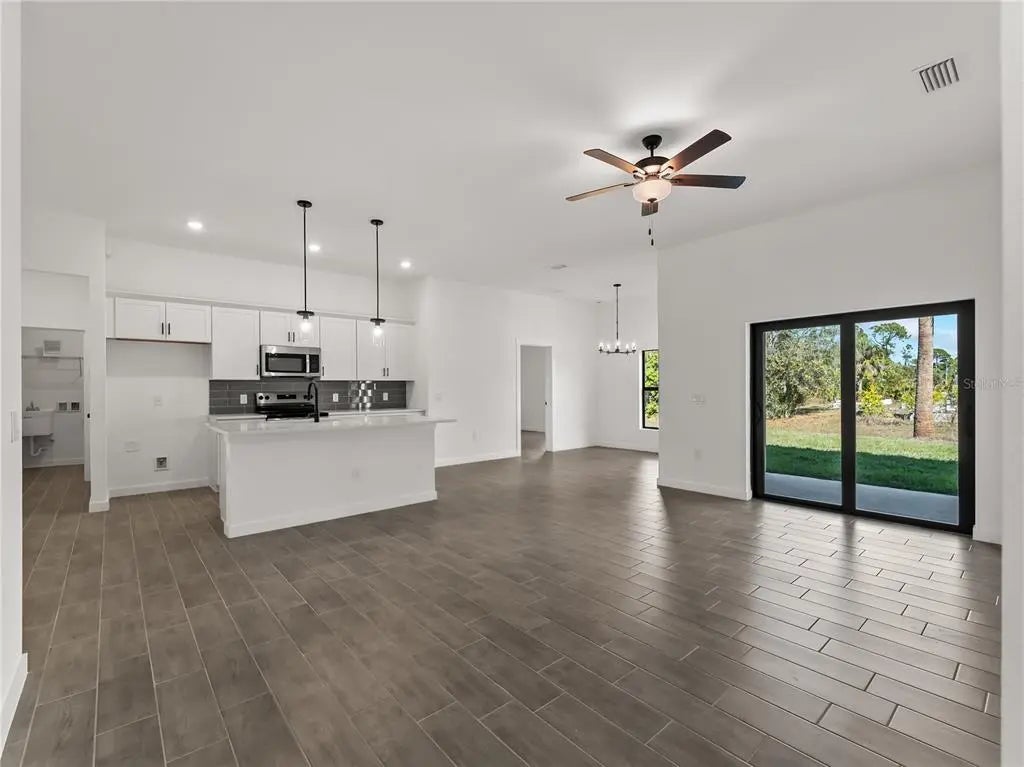 Gulf Shores Realty: 8 f3c0229161f0803081b06868895d40e4 l