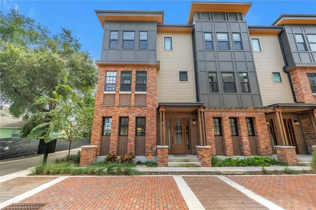 409 E Oak Avenue 9, TAMPA