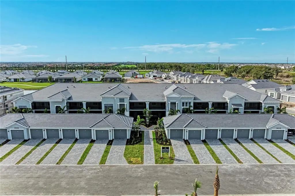 19015 Scallop Loop 108, LAKEWOOD RANCH