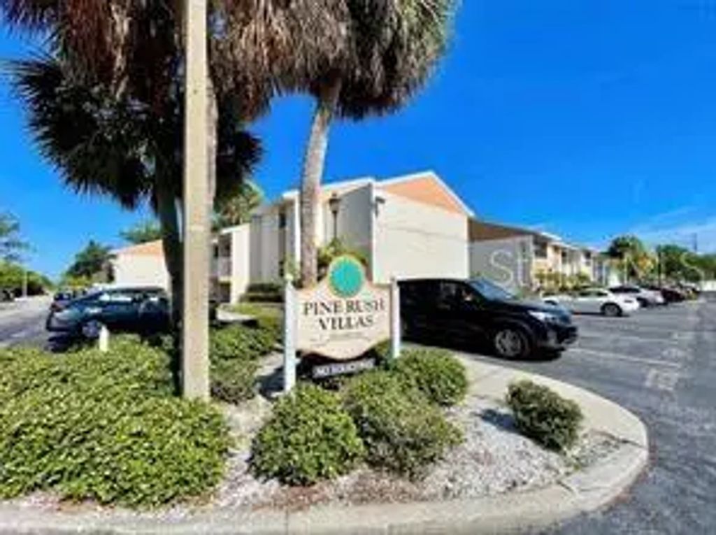 9960 5th Street N 301, ST PETERSBURG