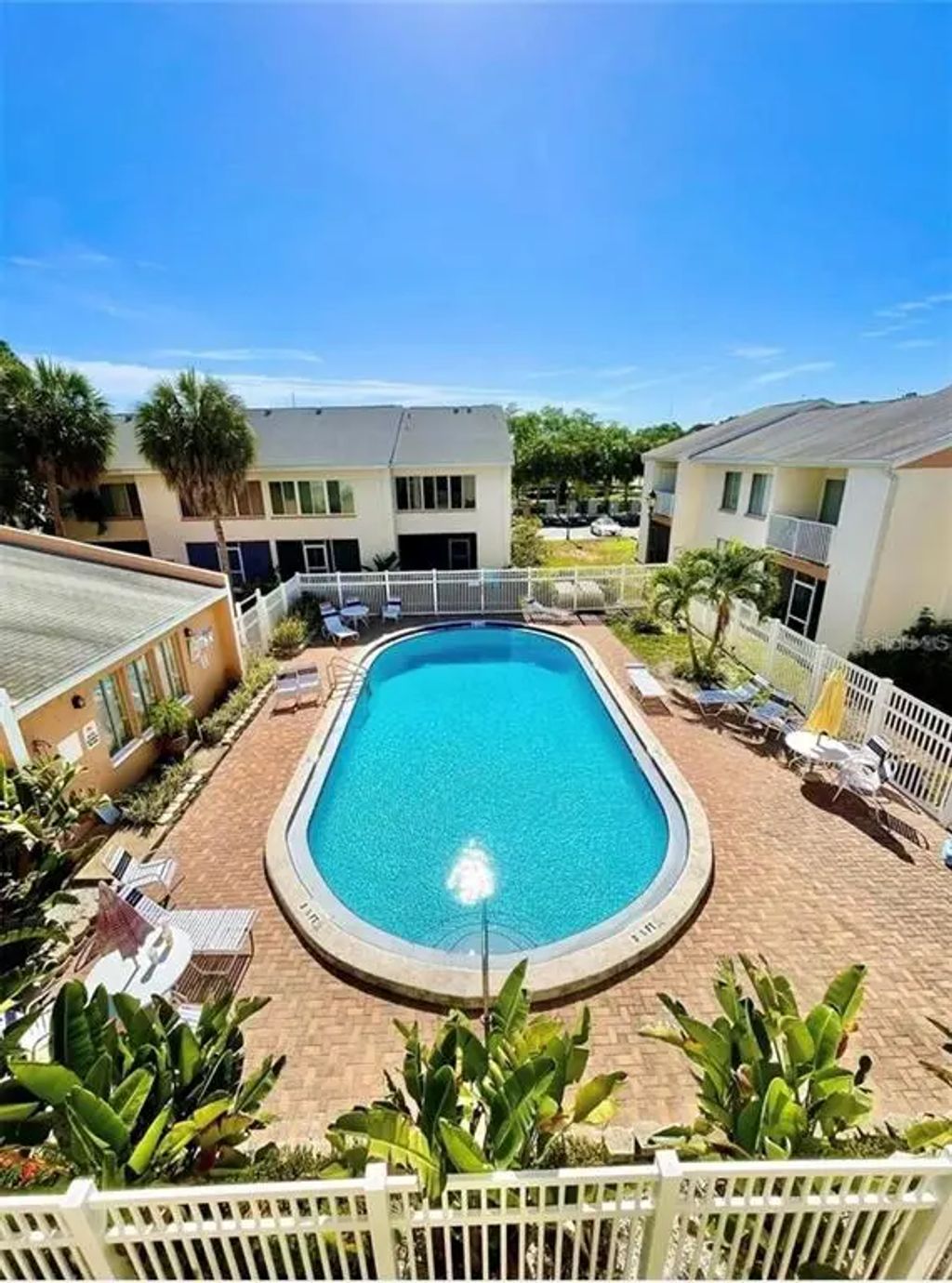 9960 5th Street N 301, ST PETERSBURG
