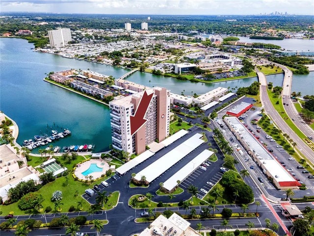 7300 Sun Island Drive S 706, SOUTH PASADENA