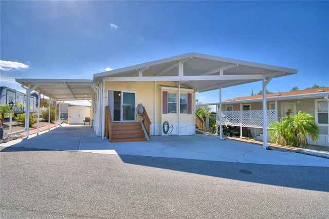 251 Patterson Road I17, HAINES CITY