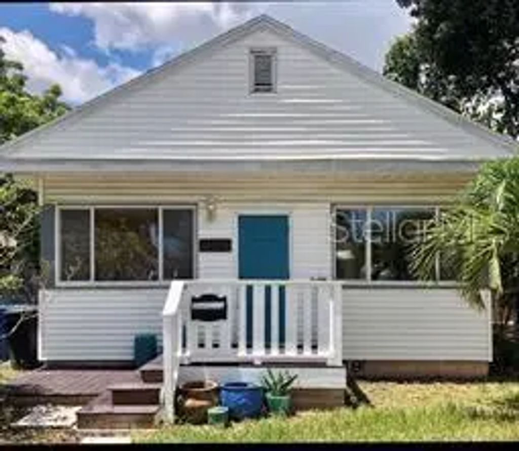 2125 44th Avenue N, ST PETERSBURG
