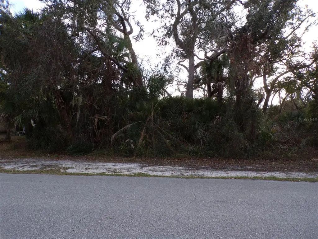 Tepee Avenue, NORTH PORT
