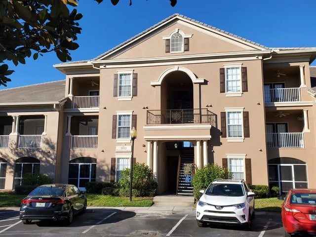 2013 Tizewell Circle 1403, ORLANDO