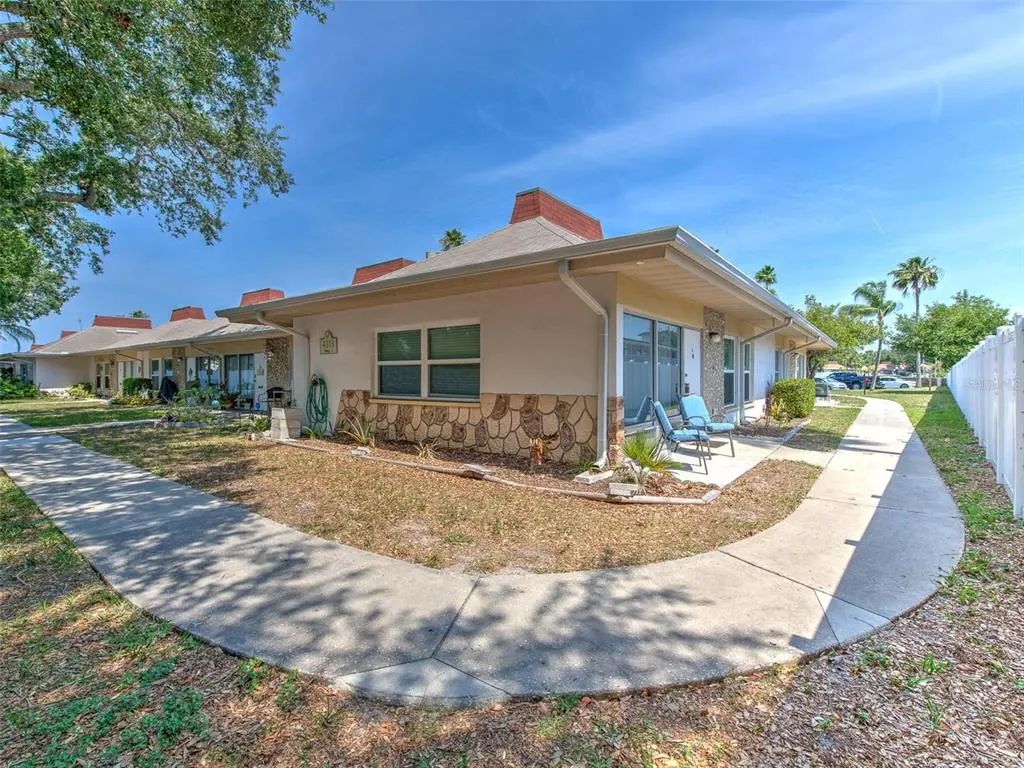 4313 Tahitian Gardens Circle K, HOLIDAY