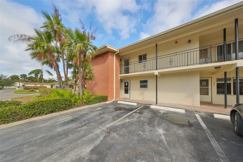 4540 Overlook Dr Ne 245, ST. PETERSBURG