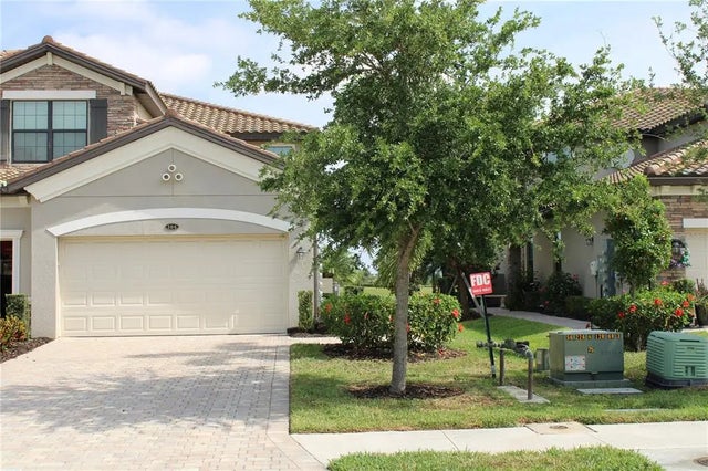 18017 Gawthrop Drive 104, BRADENTON