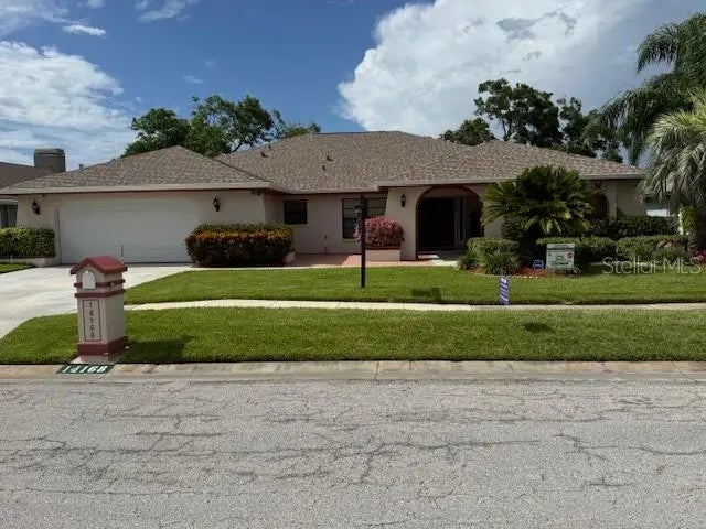 14168 Fennsbury Drive, TAMPA