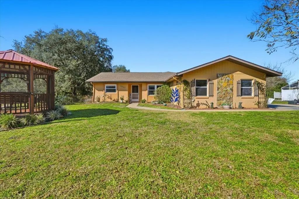 3002 S Rose Avenue, INVERNESS