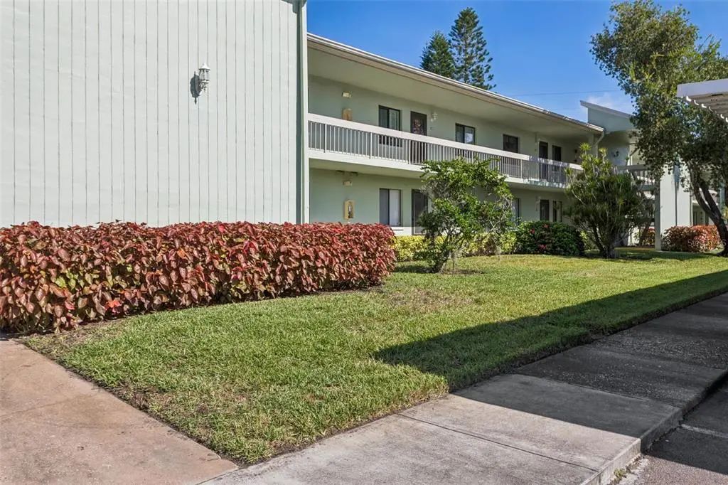 127 Nancy Drive 127, OLDSMAR