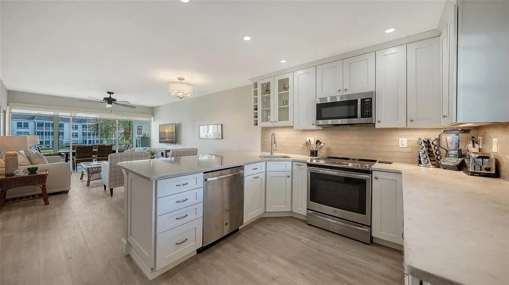 4370 Chatham Drive 204, LONGBOAT KEY