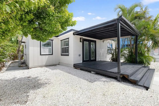 231 E Madeira Avenue, MADEIRA BEACH